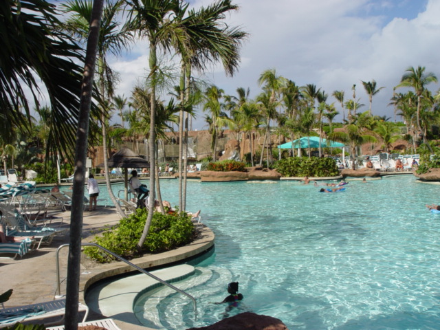 lagoon-pool-atlantis-nassau-paradise-island.jpg